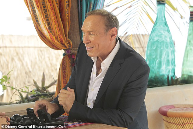 Gerry Turner and Theresa Nist celebrate their engagement with a Neil Lane ring on The Golden Bachelor