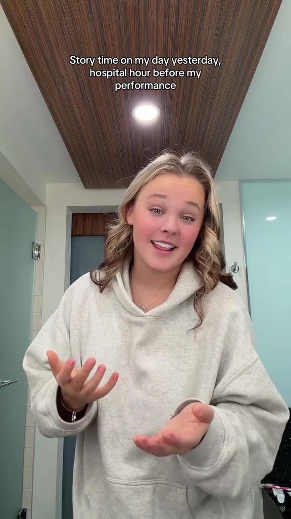 JoJo Siwa discussing being rushed to the hospital in excruciating pain an hour before a performance.