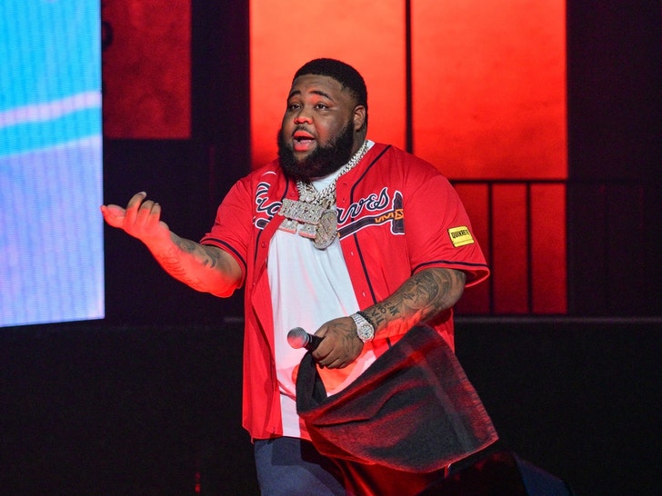 Rod Wave performing on stage