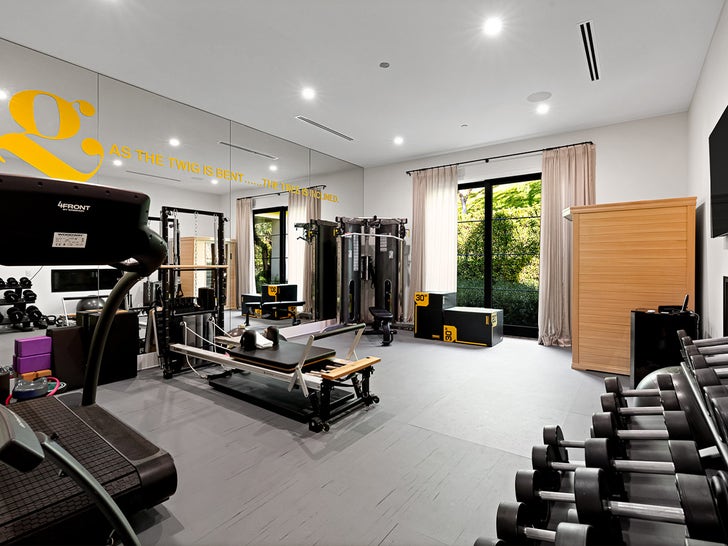 Exterior of Lori Loughlin and Mossimo Giannulli’s former Hidden Hills home