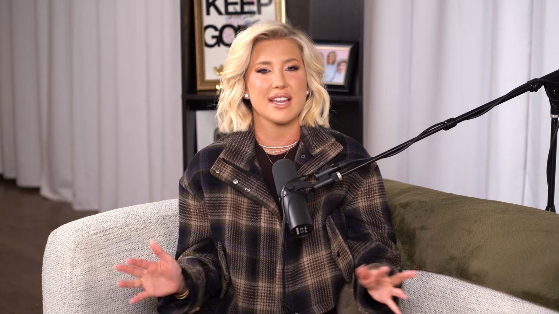 Savannah Chrisley will co-host The View for a full week.