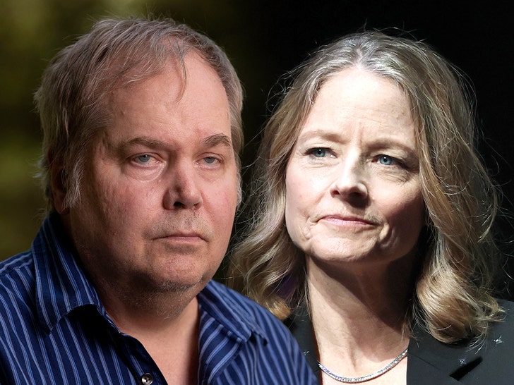 Split image of John Hinckley Jr. and Jodie Foster (file photos)