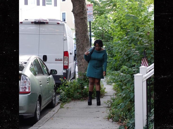 Cassy appearing in My Strange Addiction on TLC (promo image)