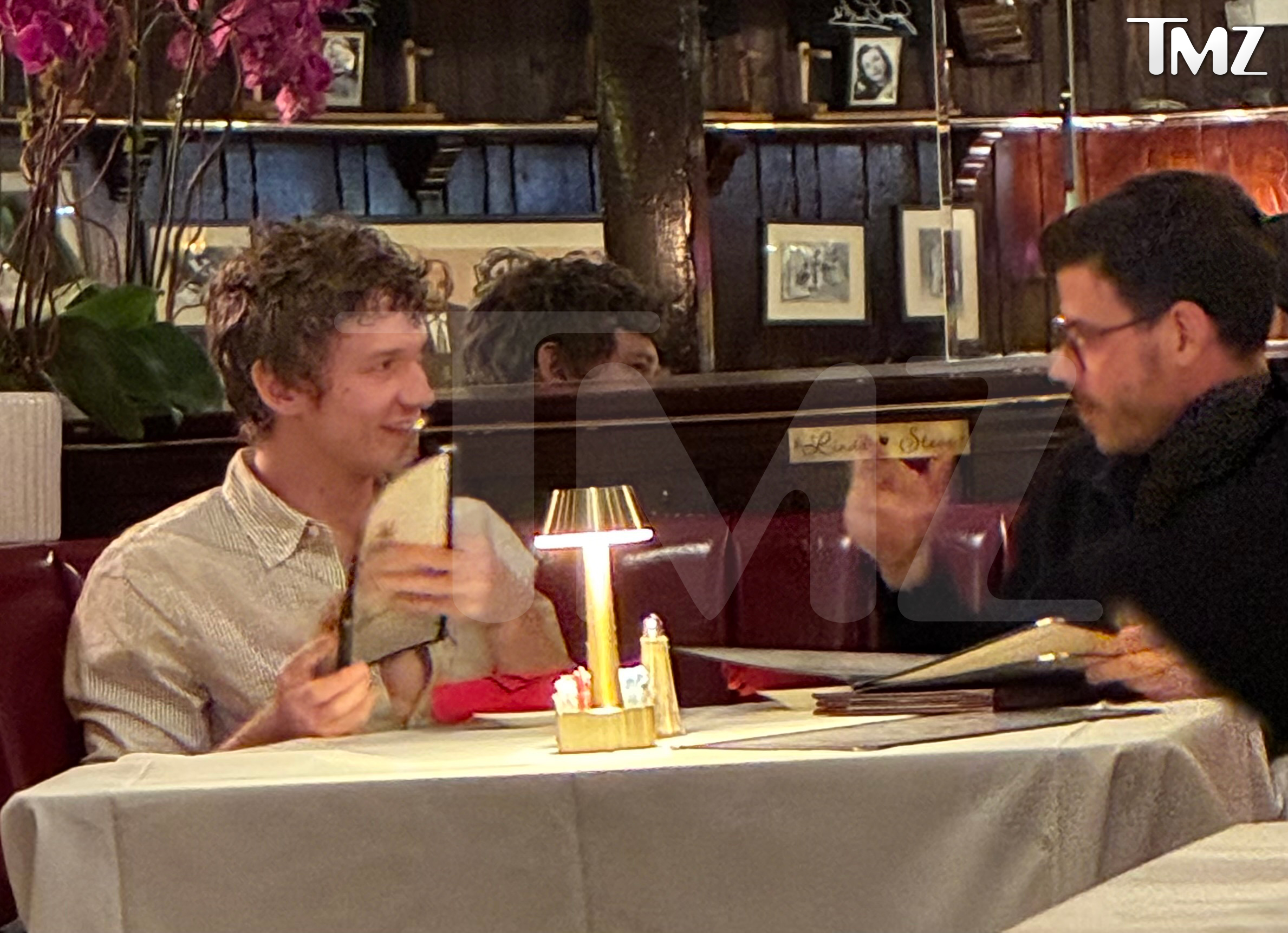 The pair chatted as they looked over their menus at the dimly lit restaurant. - pagesix